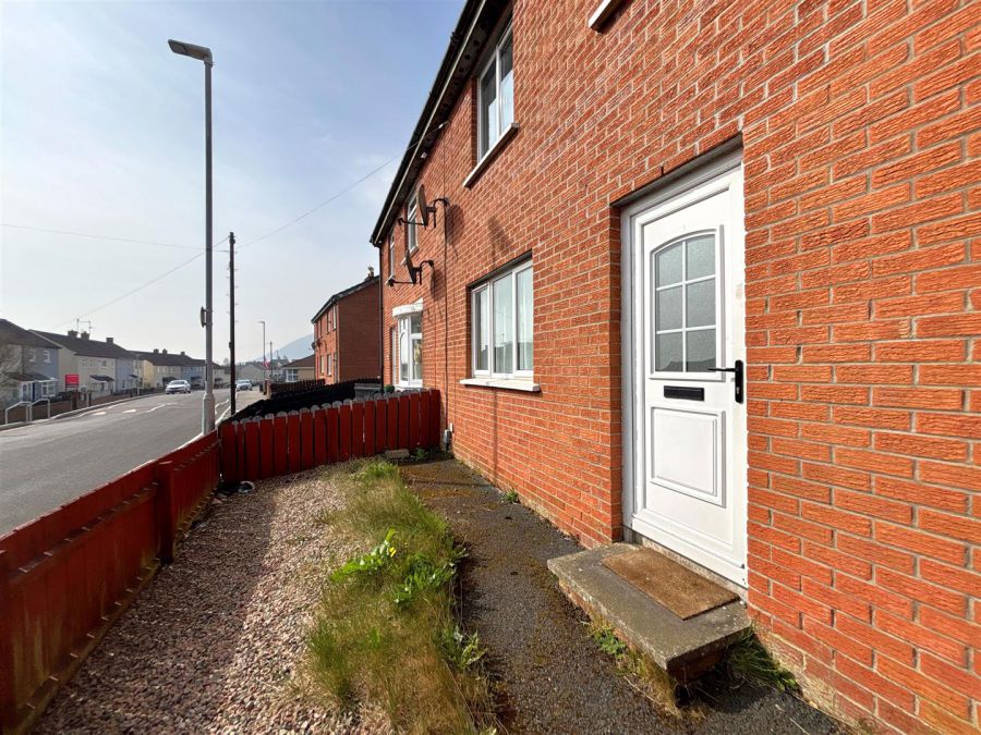 64 Silverstream Road