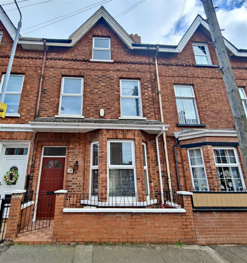 40 Thorndale Avenue