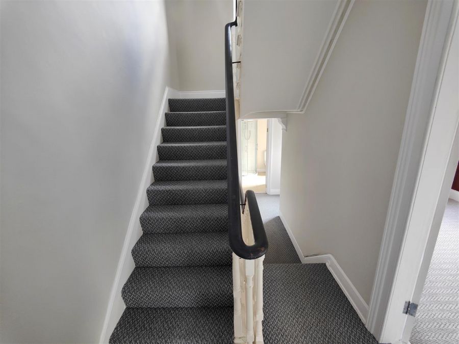40 Thorndale Avenue
