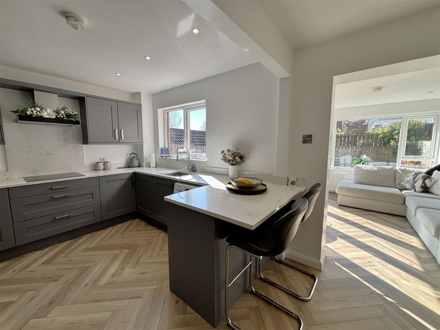 59 Wolfhill Avenue South