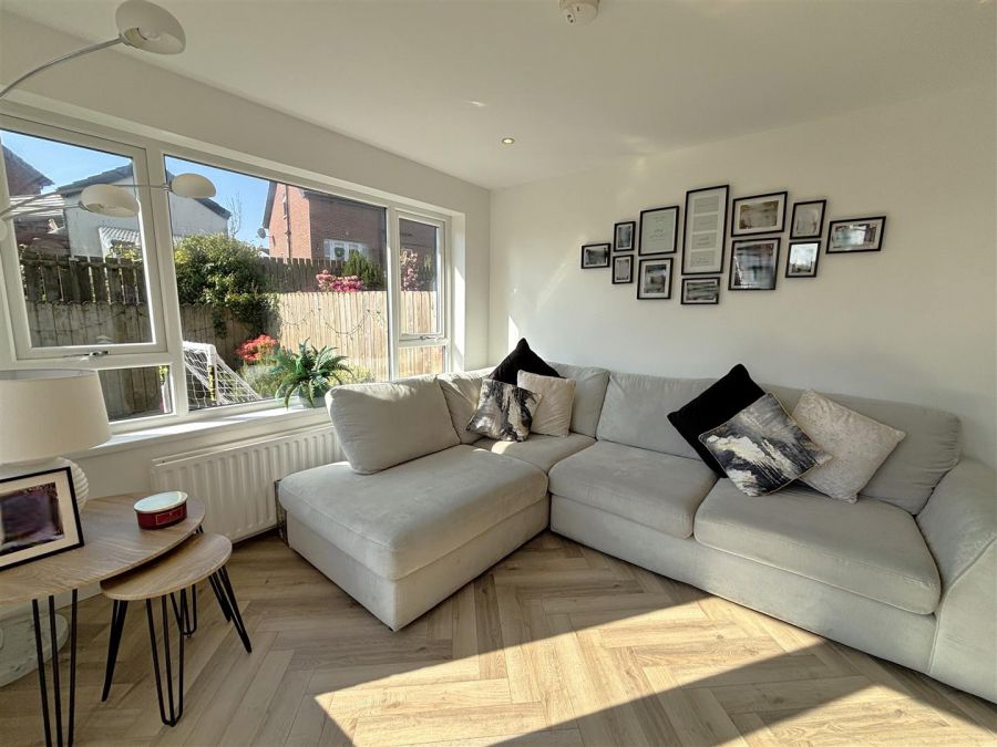 59 Wolfhill Avenue South