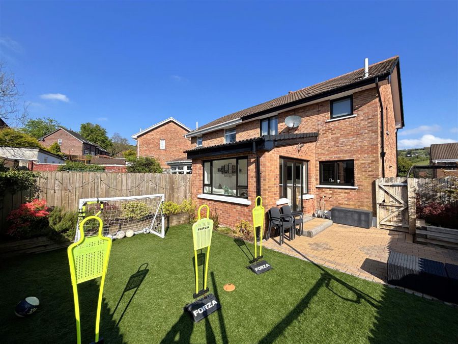 59 Wolfhill Avenue South