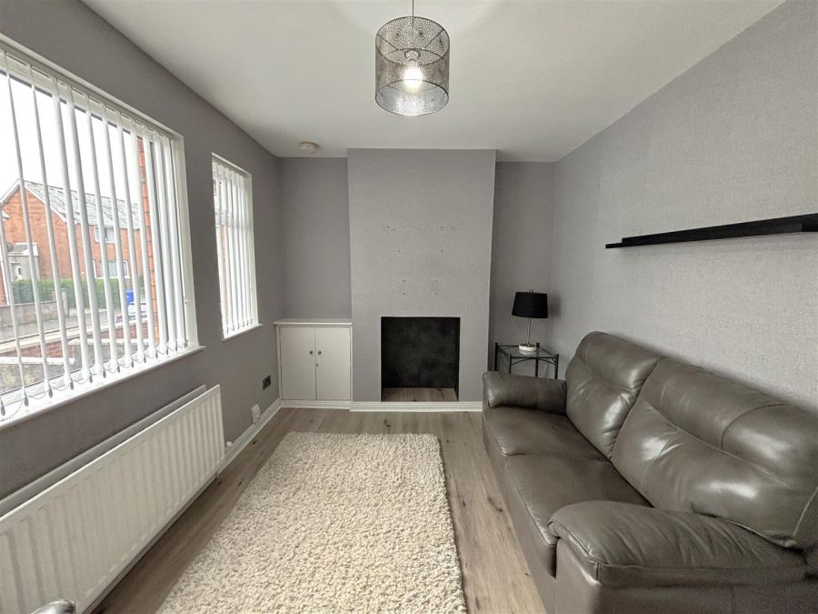 32 Meyrick Park