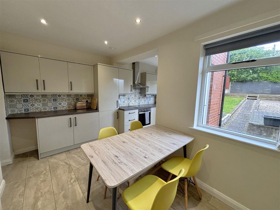 32 Meyrick Park