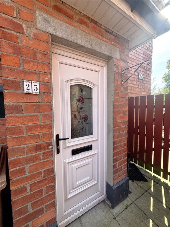 25 Meyrick Park