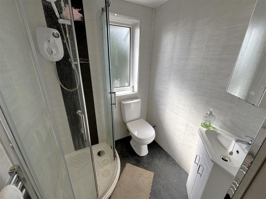 25 Meyrick Park