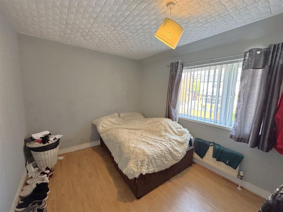 25 Meyrick Park