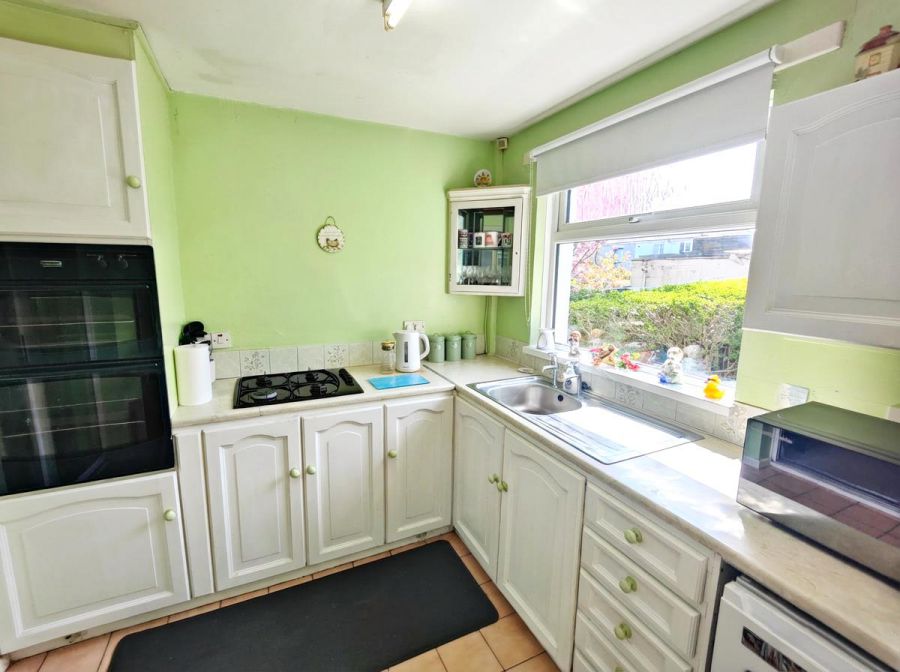 44 Silverstream Gardens