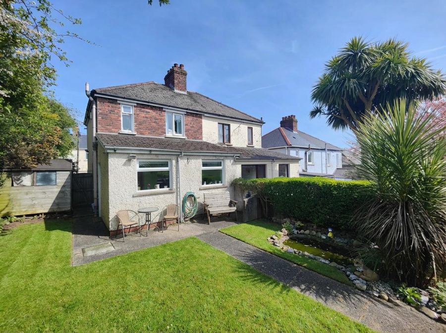 44 Silverstream Gardens