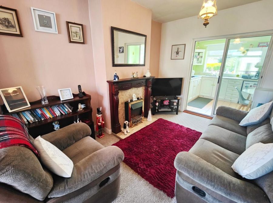 44 Silverstream Gardens