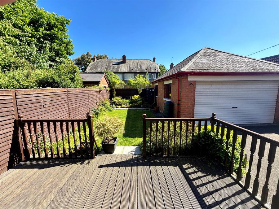 27 Fortwilliam Park