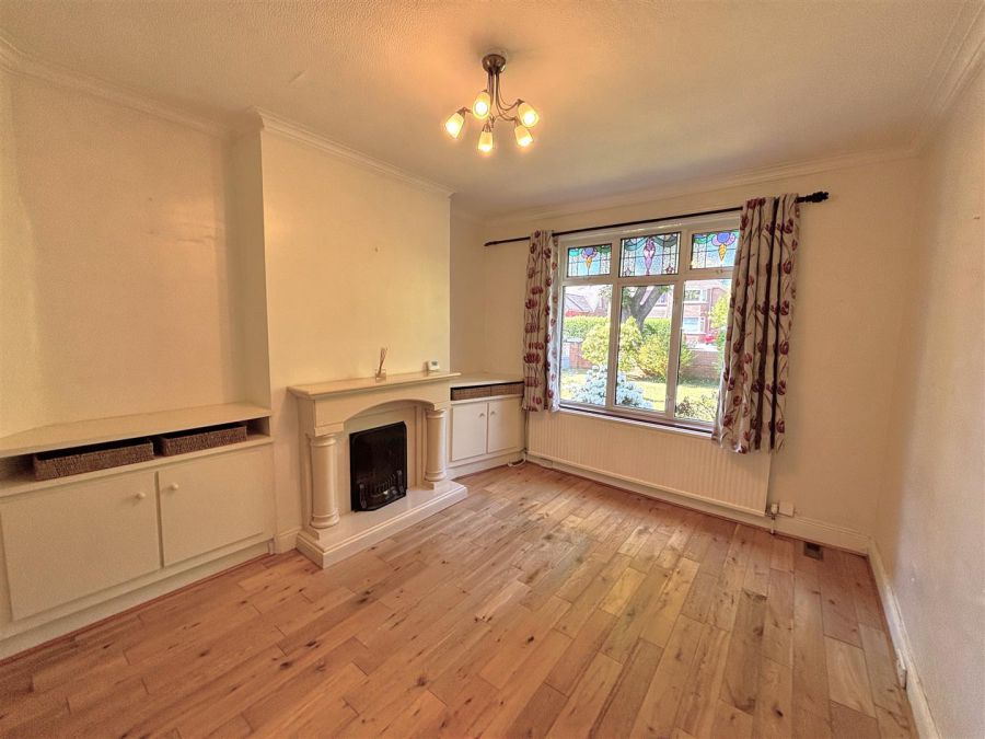 27 Fortwilliam Park