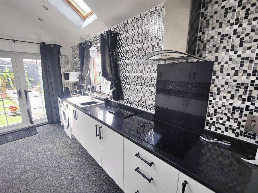 1 Duffield Park