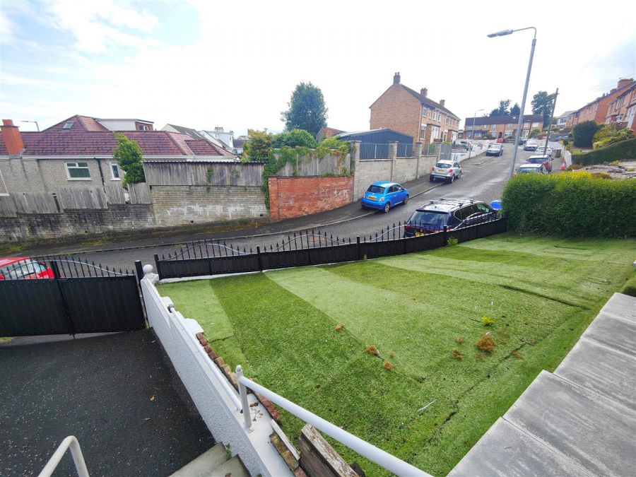 1 Duffield Park