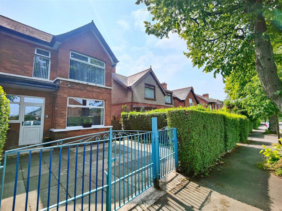 15 Westland Drive