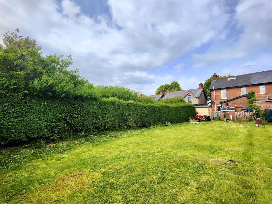 15 Westland Drive