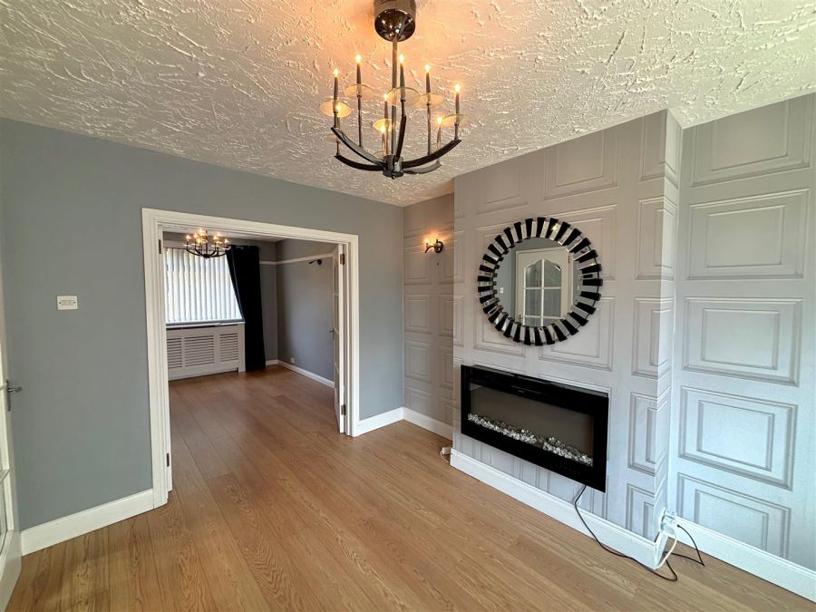 10 Westway Parade