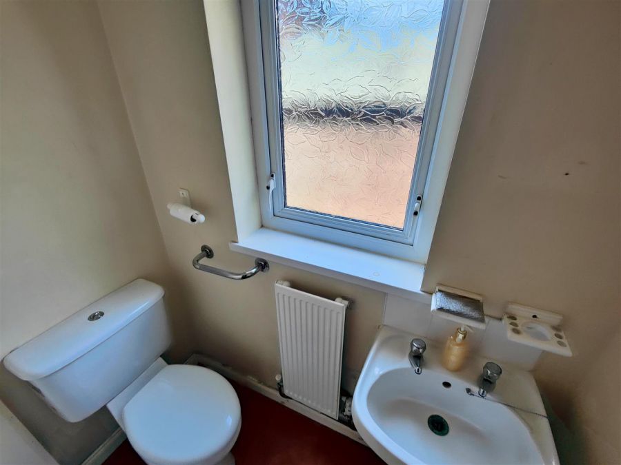 6 Vicinage Place