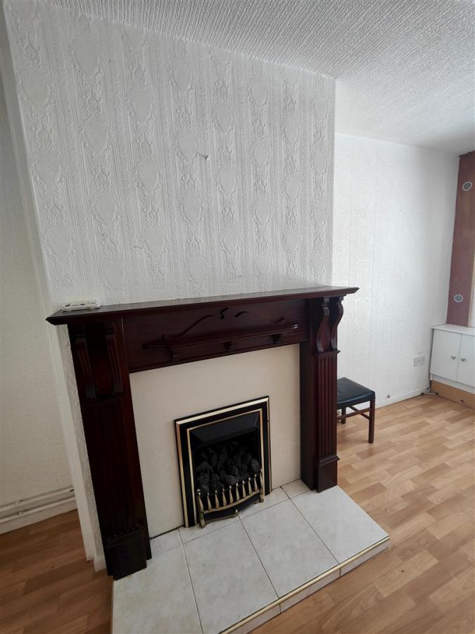 6 Vicinage Place