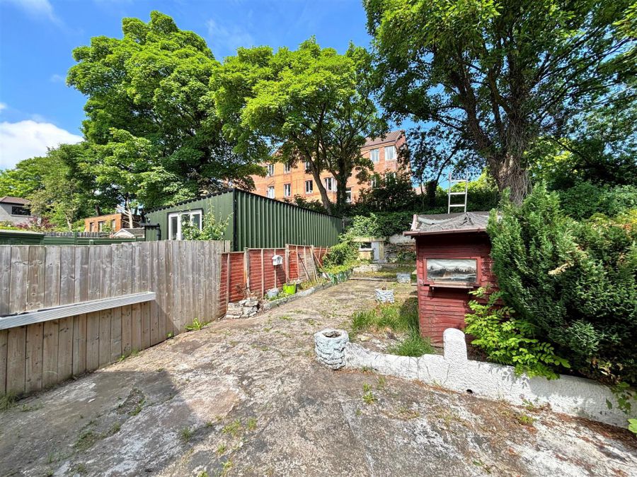 14 Somerton Gardens