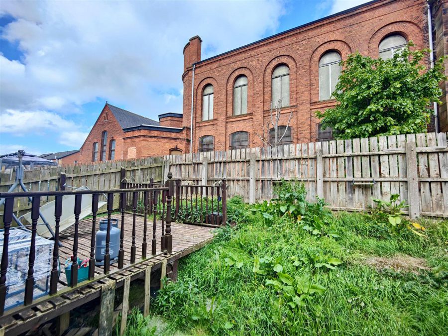 2a Canmore Street