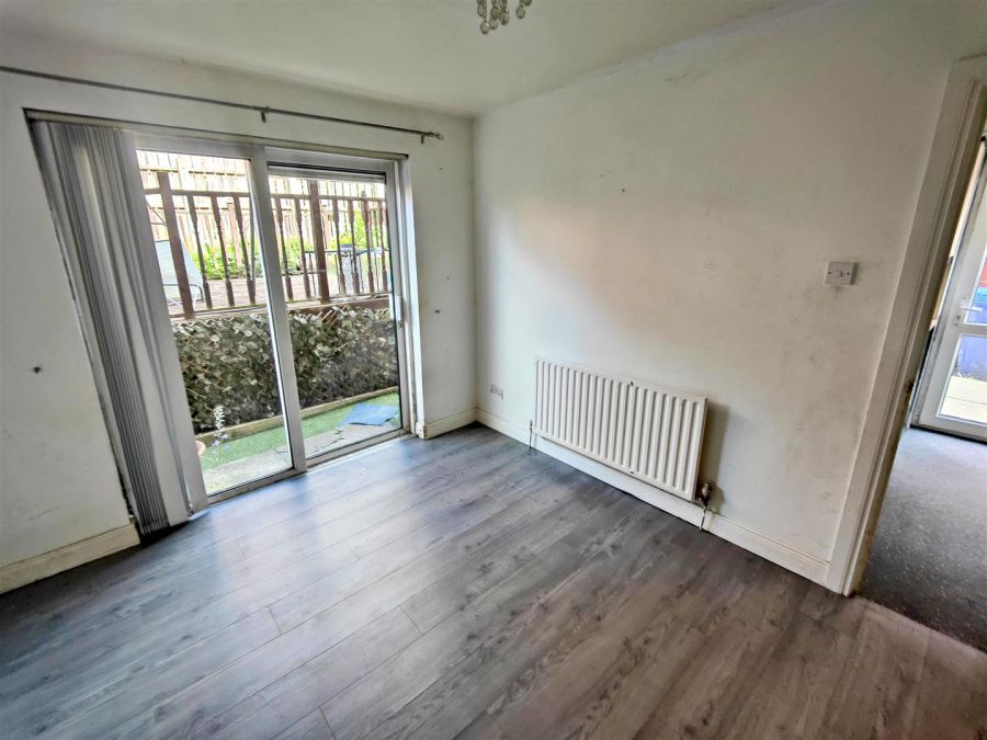 2a Canmore Street