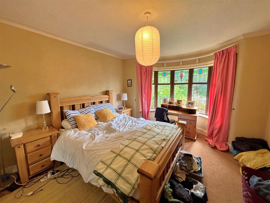 22 Alexandra Gardens