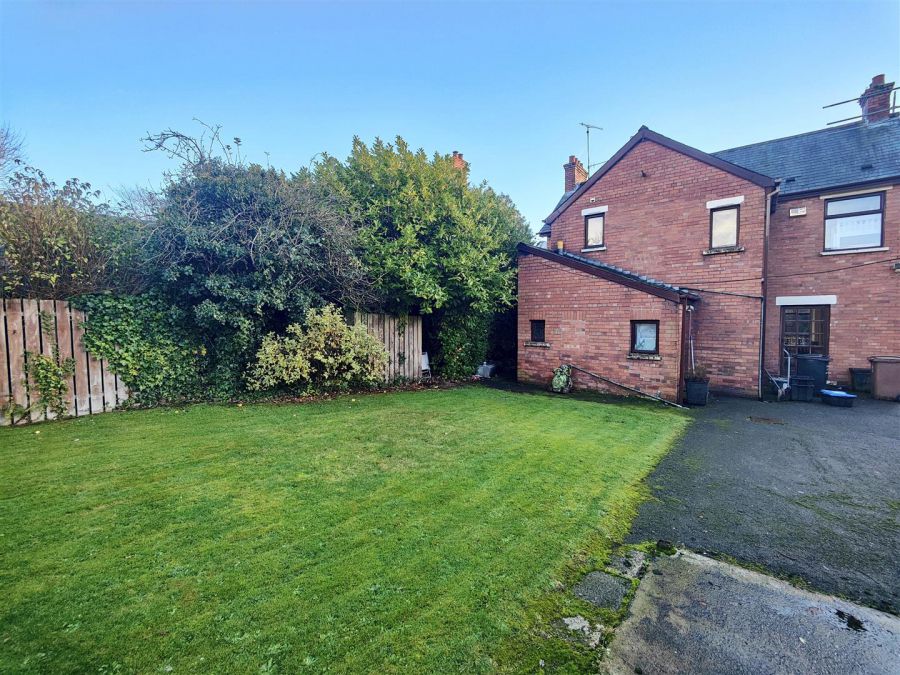 22 Alexandra Gardens