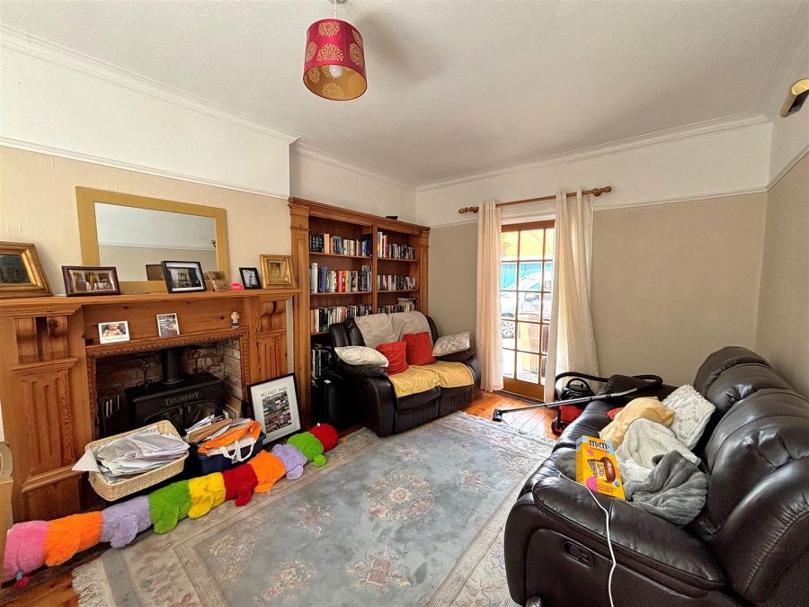 22 Alexandra Gardens