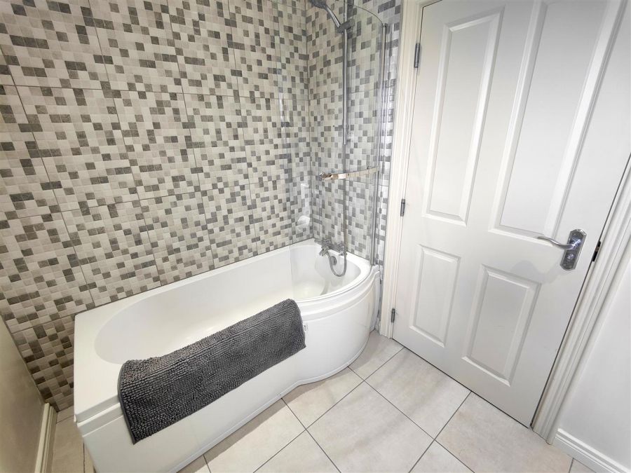 Apt 2, 11 Mill Valley Gardens