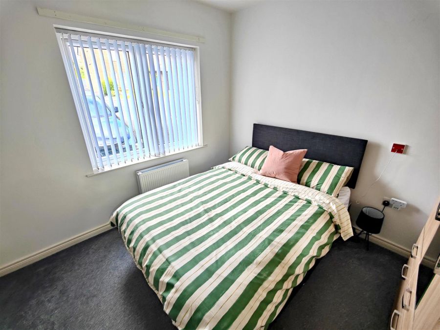 Apt 2, 11 Mill Valley Gardens
