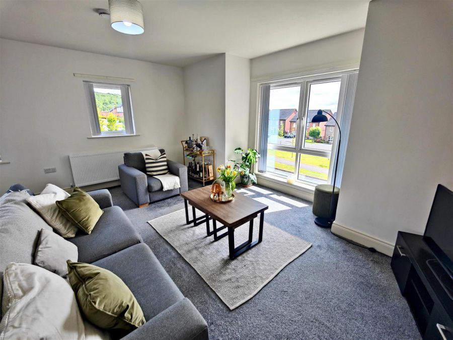 Apt 2, 11 Mill Valley Gardens