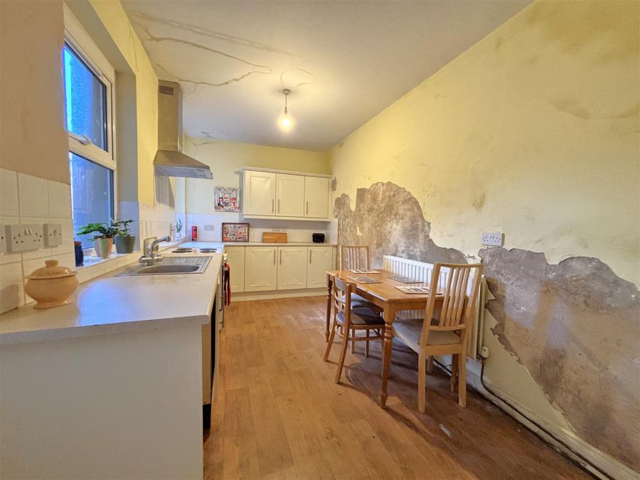 86 Woodvale Road