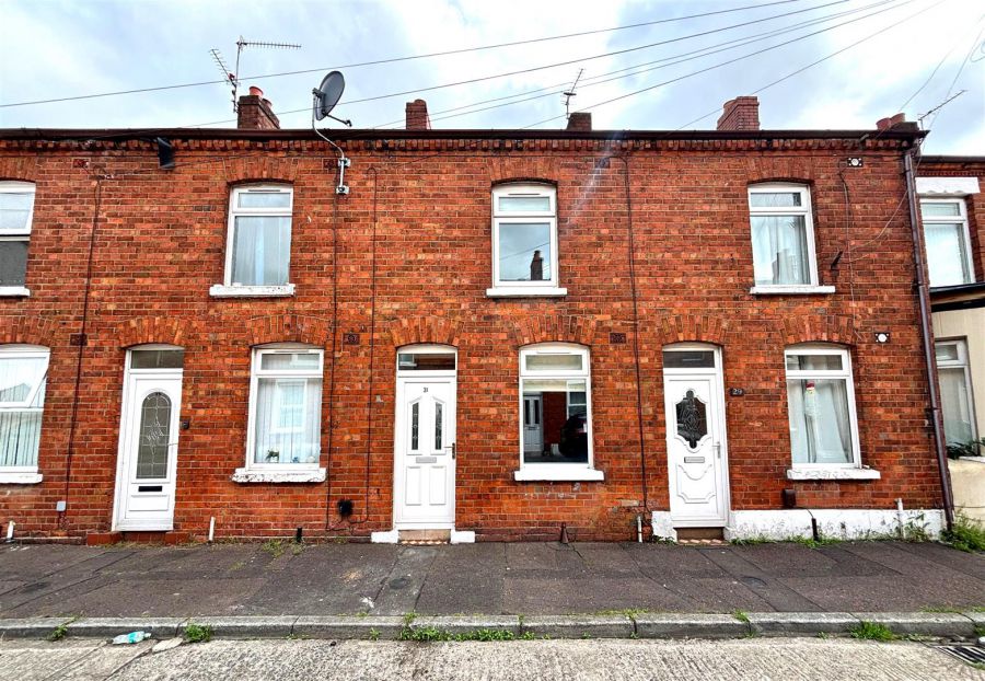 31 Dewey Street