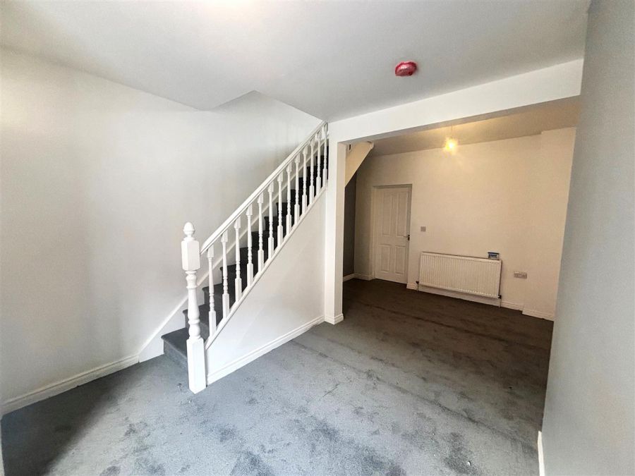 31 Dewey Street