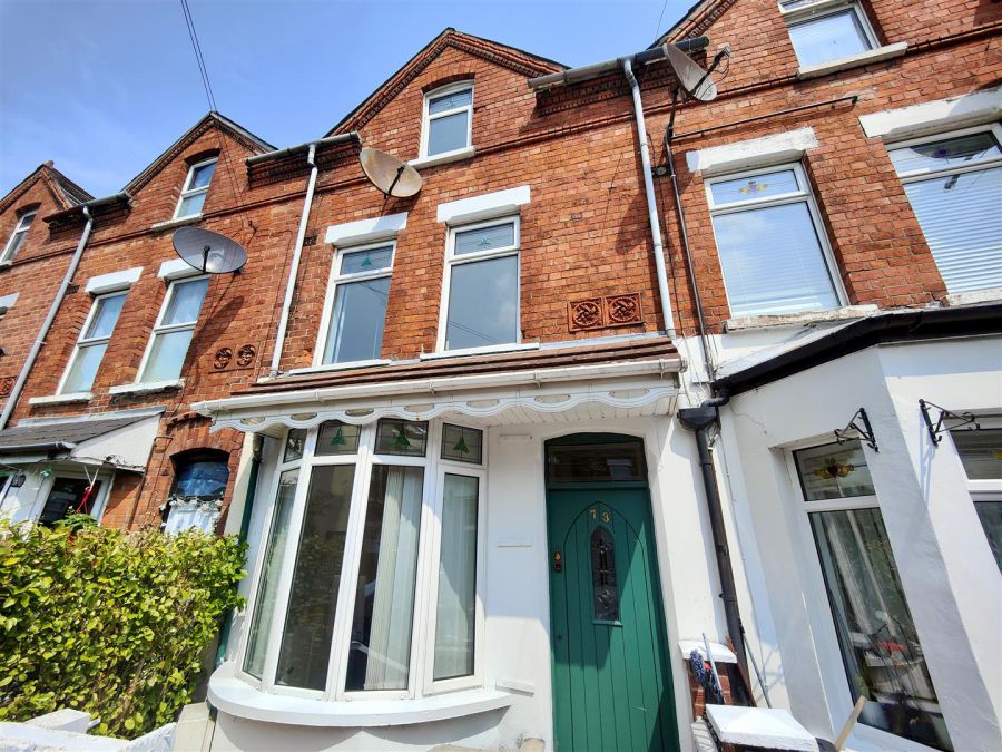 73 Willowbank Gardens