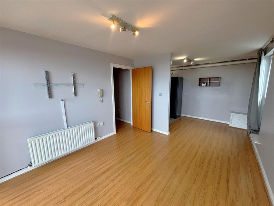 Apt 29 678 Shore Road