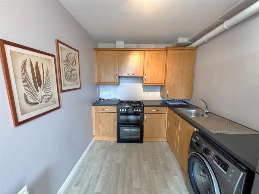 Apt 29 678 Shore Road