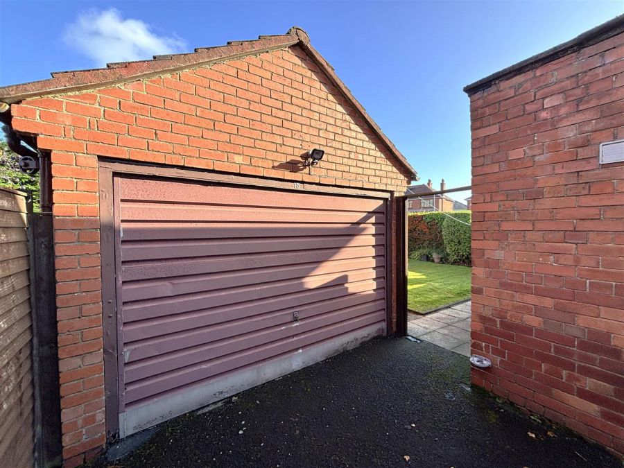 15 Sunningdale Park