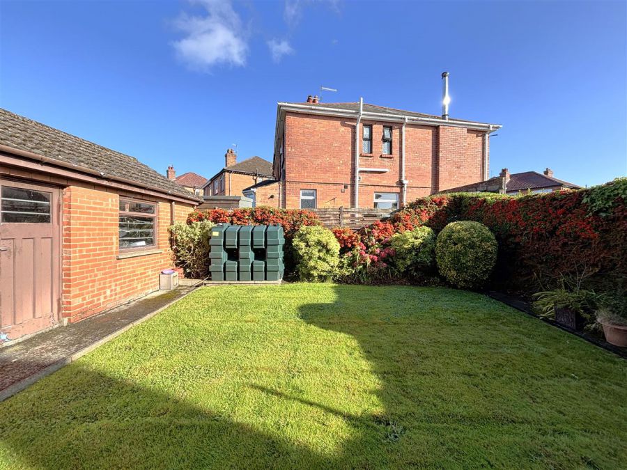 15 Sunningdale Park
