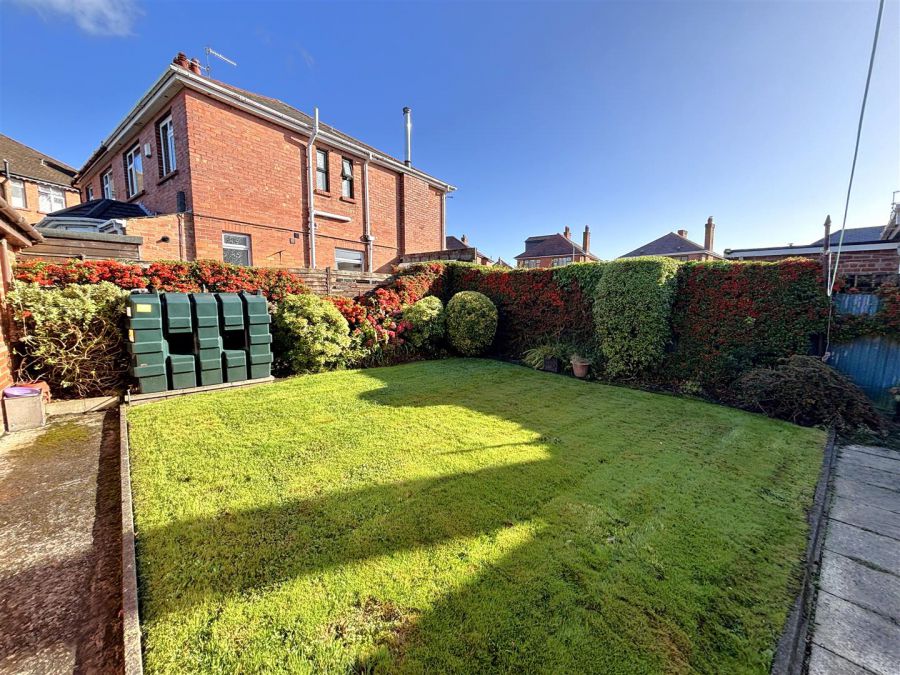 15 Sunningdale Park