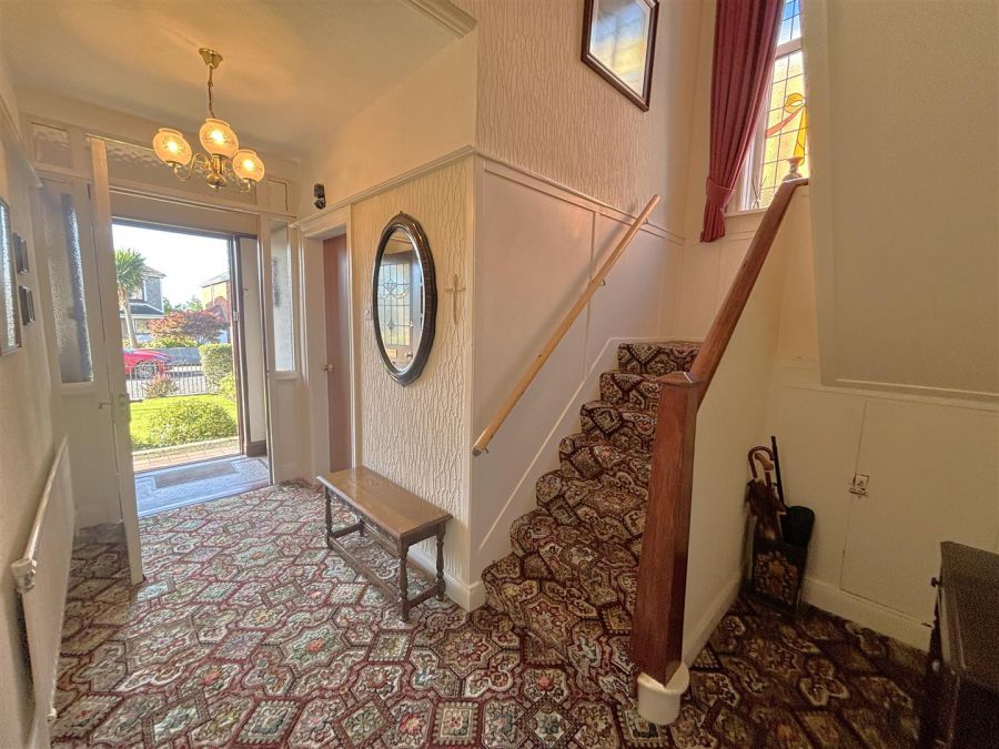 15 Sunningdale Park