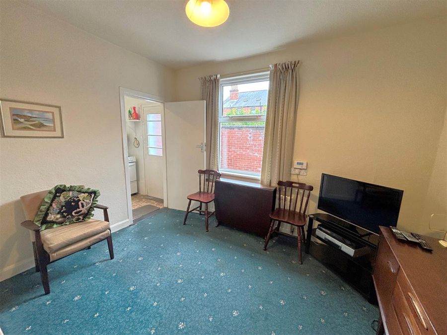 35 Ophir Gardens