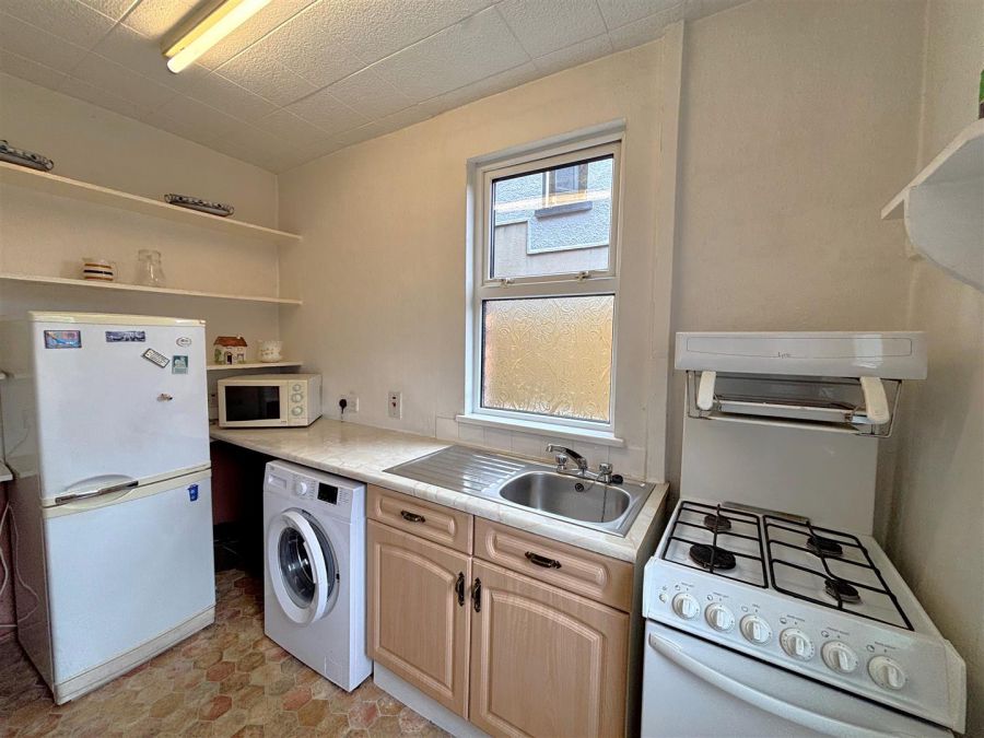 35 Ophir Gardens