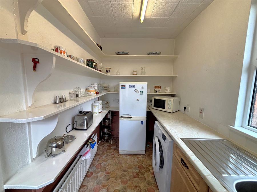 35 Ophir Gardens