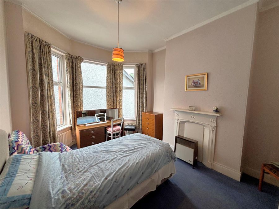 35 Ophir Gardens