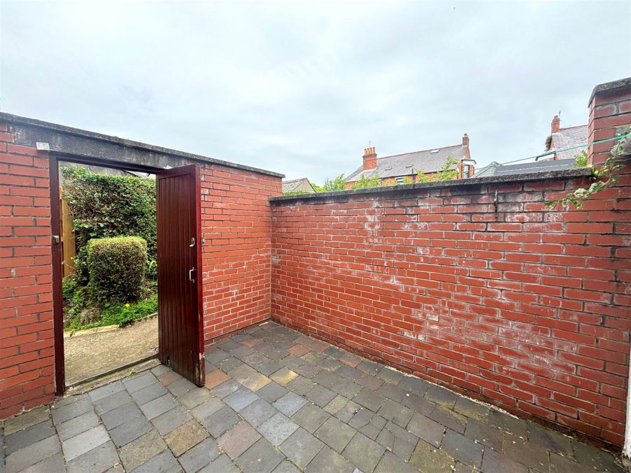 35 Ophir Gardens