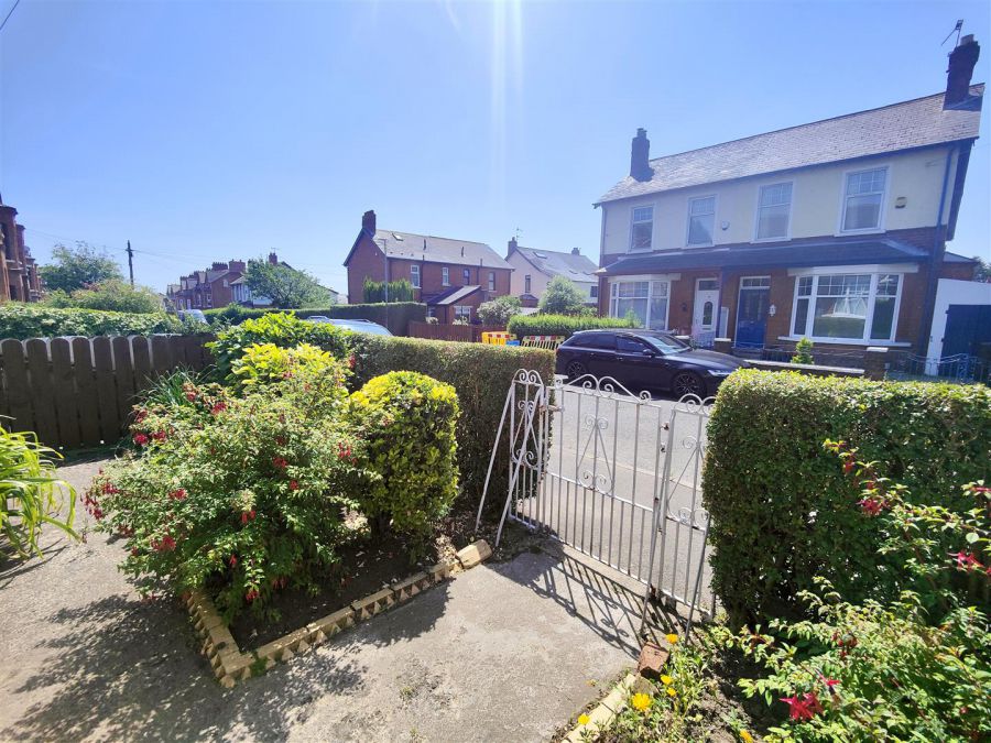 35 Ophir Gardens