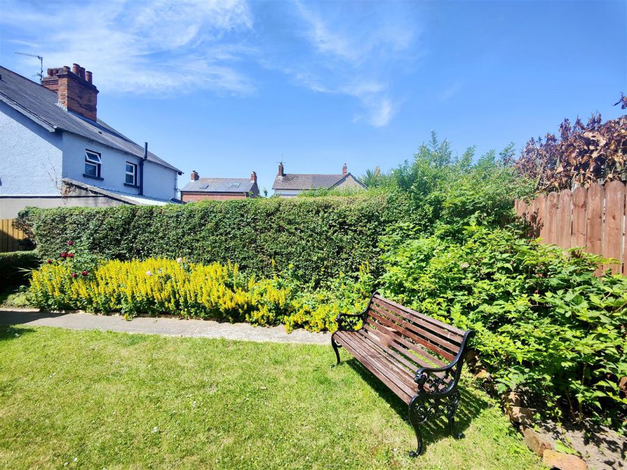 35 Ophir Gardens