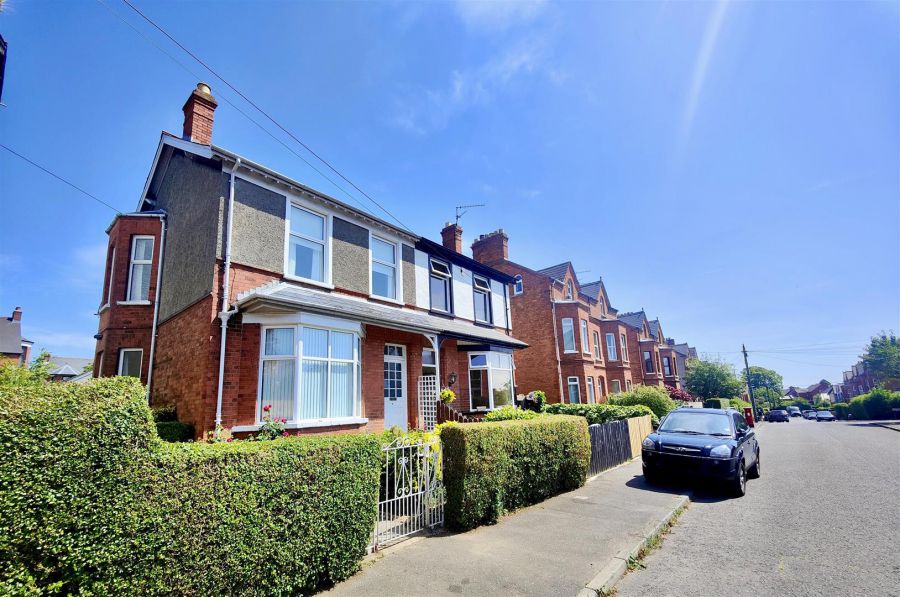 35 Ophir Gardens